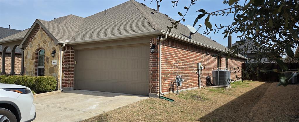 5022 Hidden Creek Road Garland, TX 75043 - Photo 3 of 17