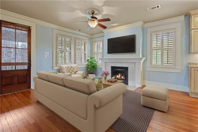 127 Wilkinson Street Mandeville, LA 70448 - Photo 3 of 31