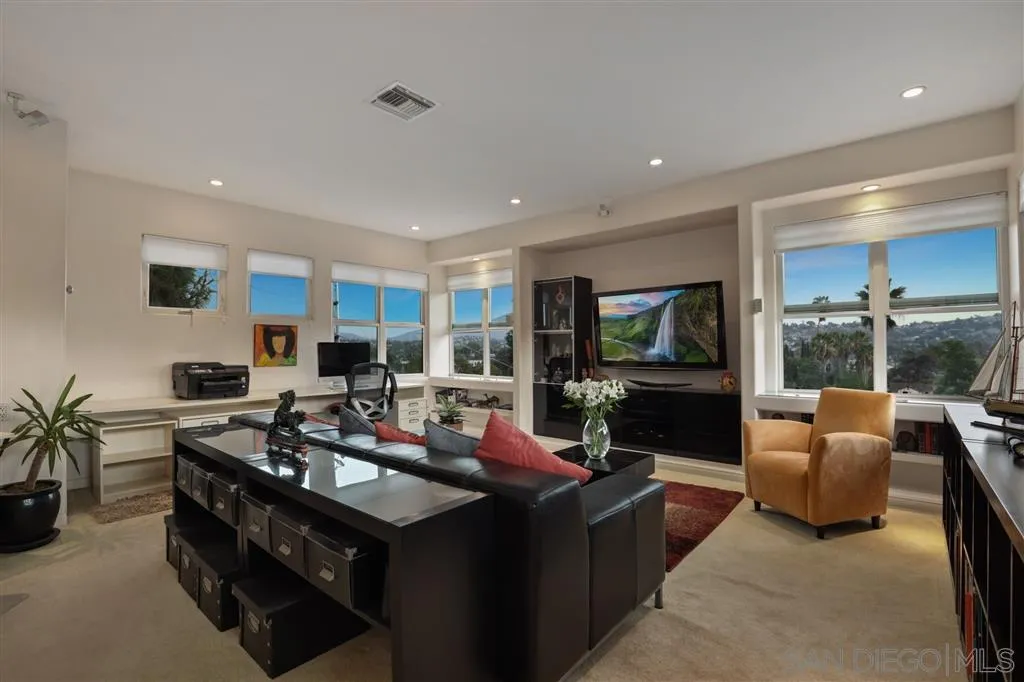 4156 Conrad Drive Spring Valley, CA 91977 - Photo 13 of 25 Gallery Image 13