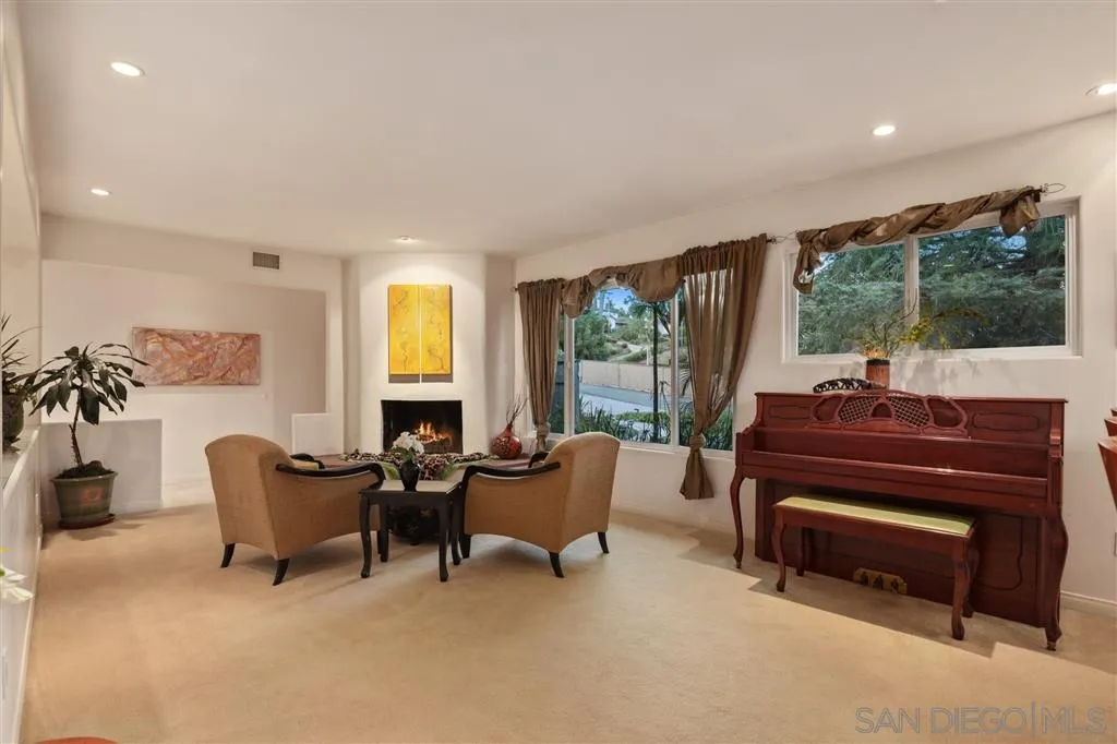 4156 Conrad Drive Spring Valley, CA 91977 - Photo 5 of 25 Gallery Image 5