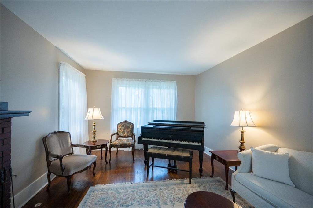 309 Bevington Road Pittsburgh, PA 15221 - Photo 20 of 25 Gallery Image 20