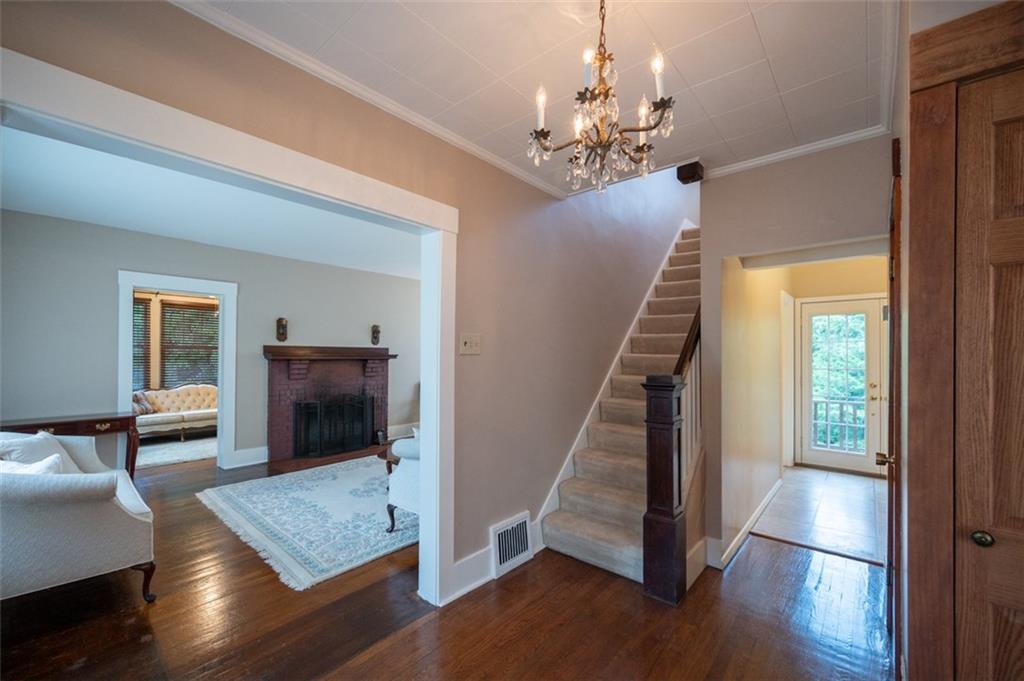 309 Bevington Road Pittsburgh, PA 15221 - Photo 21 of 25 Gallery Image 21