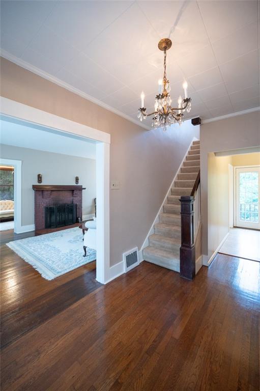 309 Bevington Road Pittsburgh, PA 15221 - Photo 8 of 25 Gallery Image 8