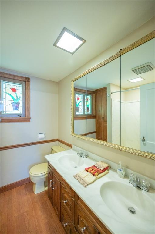 309 Bevington Road Pittsburgh, PA 15221 - Photo 9 of 25 Gallery Image 9