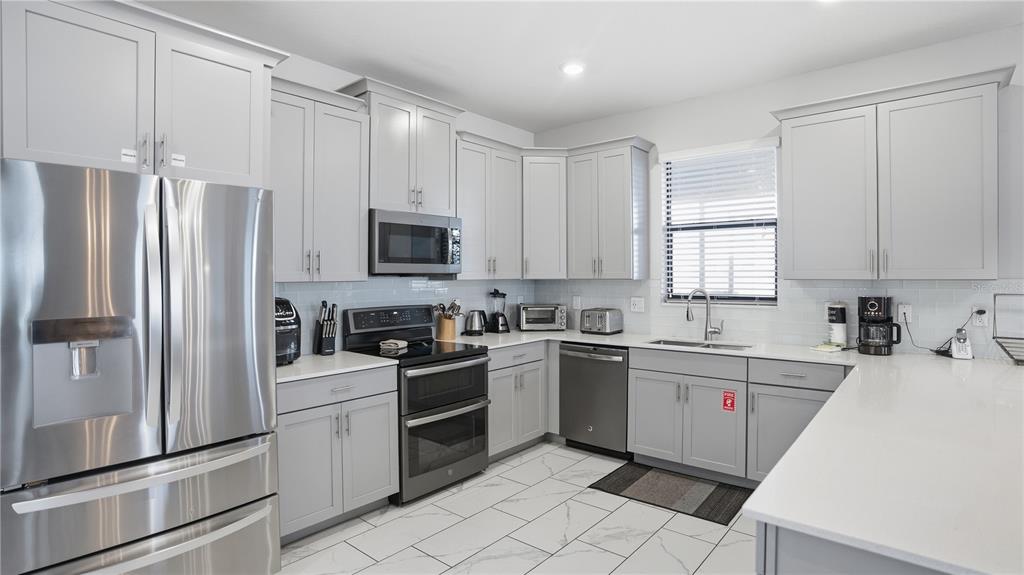 2945 Fable Street Kissimmee, FL 34746 - Photo 29 of 62