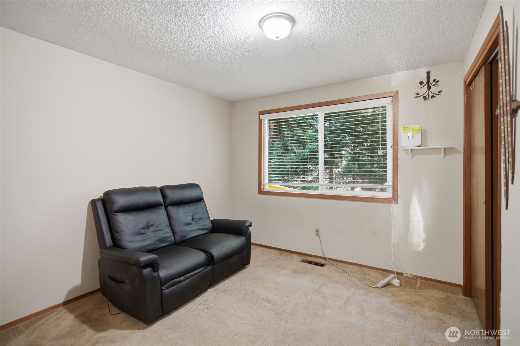 527 Ranger Drive Southeast Olympia, WA 98503 - Photo 12 of 29