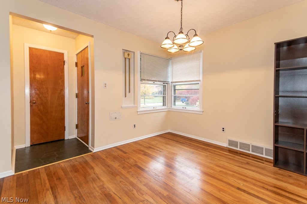 32837 Baldwin Road Solon, OH 44139 - Photo 11 of 35