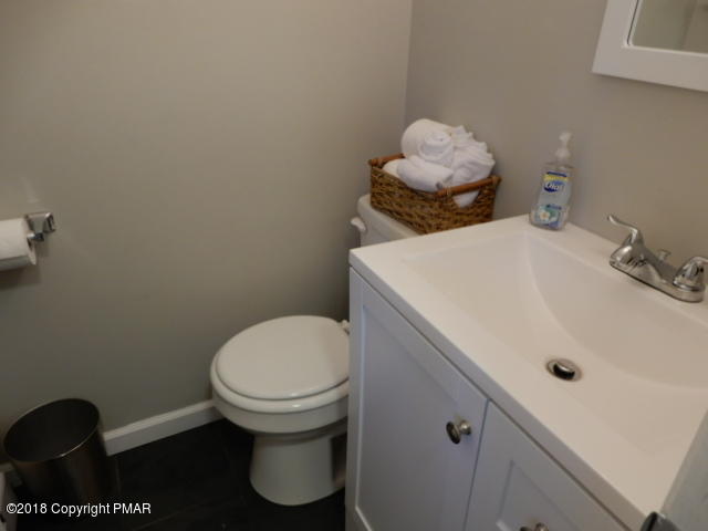 242 Sedburgh Court Bushkill, PA 18324 - Photo 13 of 13 half bath