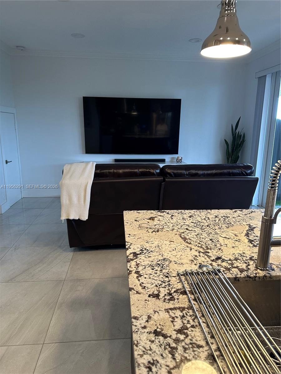 8548 Southwest 166th Place Miami, FL 33193 - Photo 13 of 37