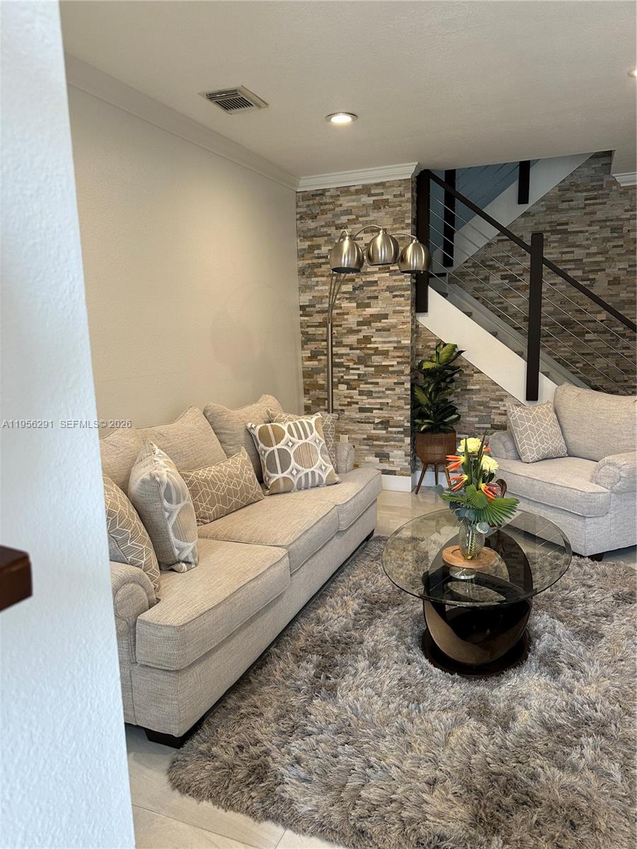 8548 Southwest 166th Place Miami, FL 33193 - Photo 4 of 37