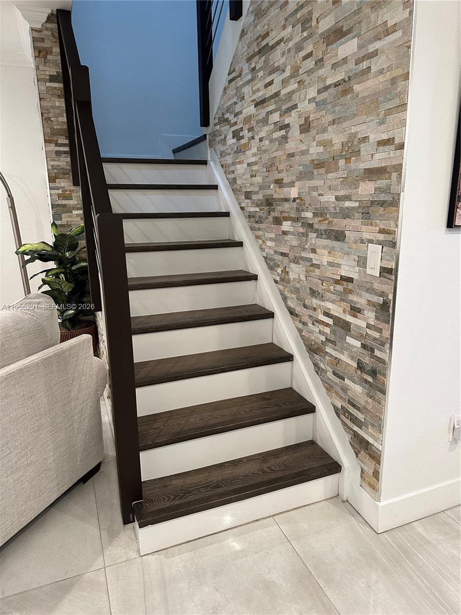 8548 Southwest 166th Place Miami, FL 33193 - Photo 7 of 37