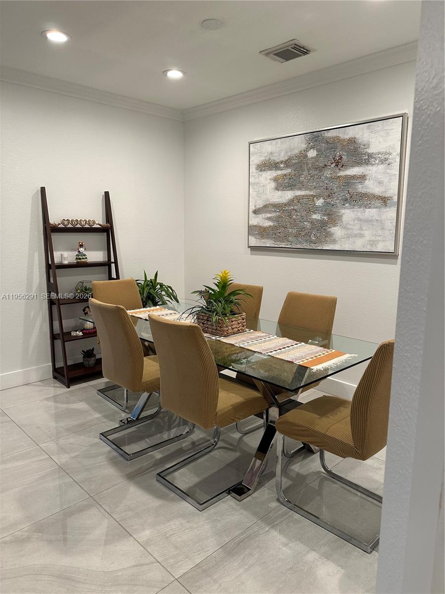 8548 Southwest 166th Place Miami, FL 33193 - Photo 8 of 37