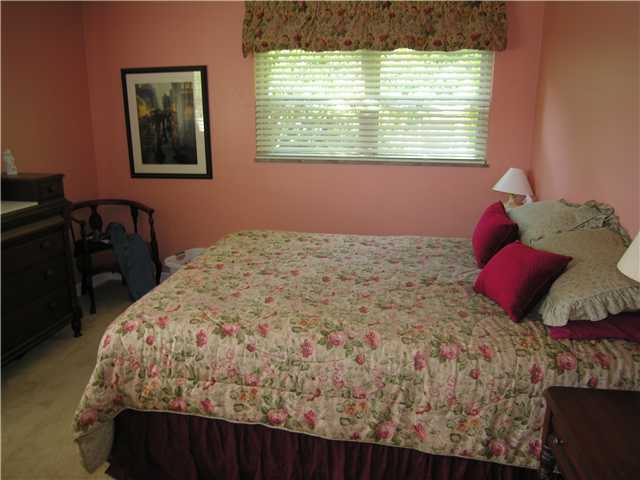 2714 Chester Road Upper Arlington, OH 43221 - Photo 5 of 10