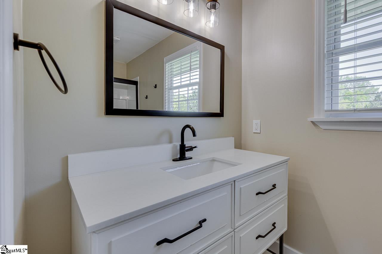 569 Willis Road Fountain Inn, SC 29644 - Photo 32 of 49 Gallery Image 32