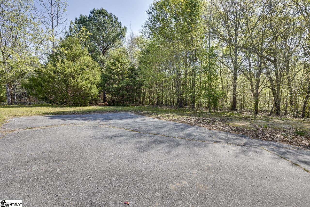 569 Willis Road Fountain Inn, SC 29644 - Photo 41 of 49 Gallery Image 41