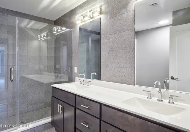 $3,600 | 28 Colfax Street, Toms River, NJ 08753