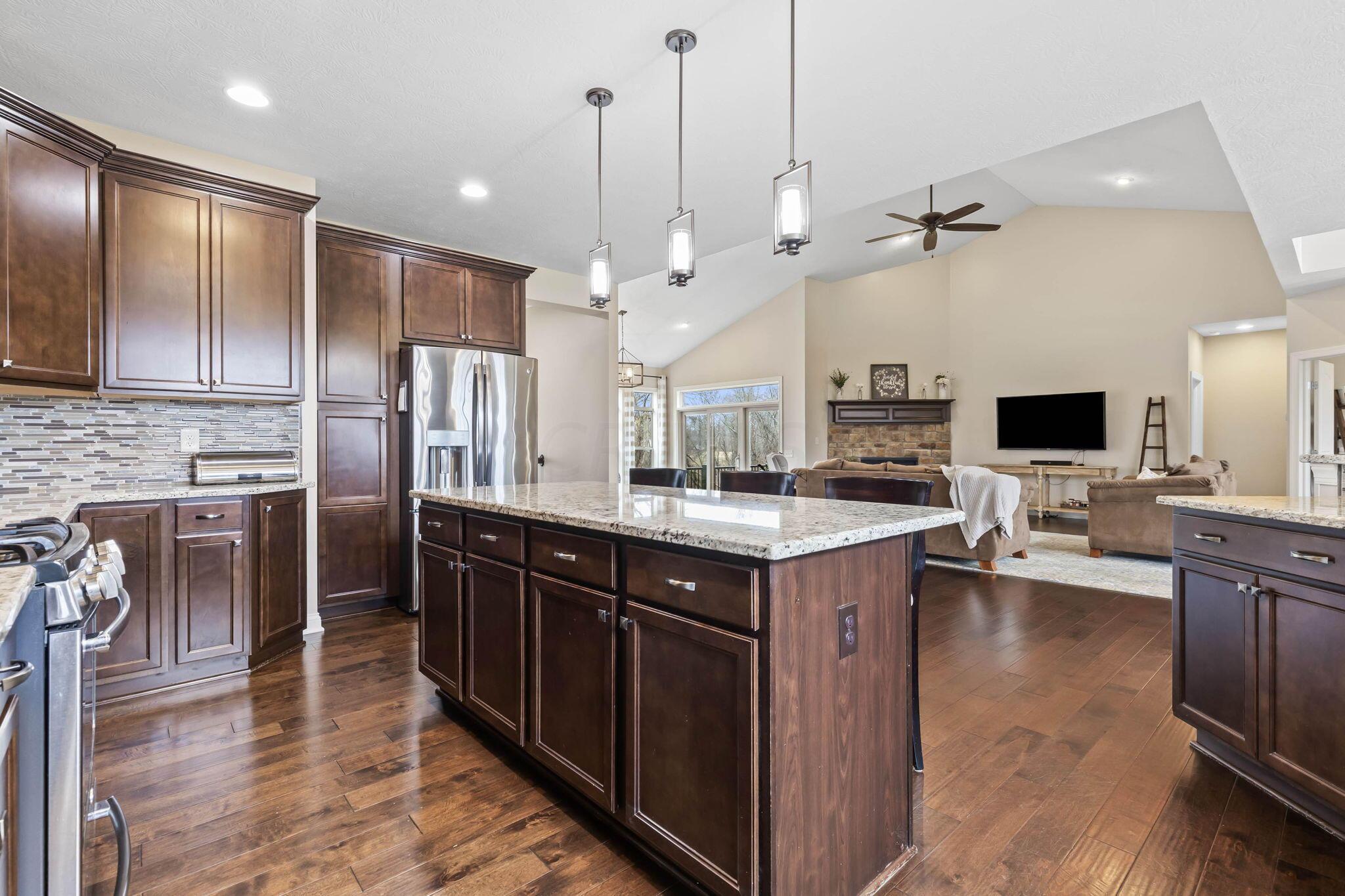 4201 Curve Road Delaware, OH 43015 - Photo 9 of 56 17-web-or-mls-4201CurveRoad_Hommati102 (