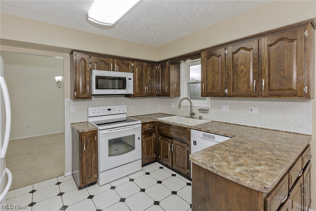 942 Beechers Brook Road Cleveland, OH 44143 - Photo 11 of 35 Gallery Image 11