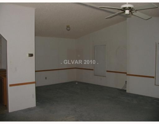 1140 West Wilson Road Pahrump, NV 89048 - Photo 6 of 9 Dining Room.