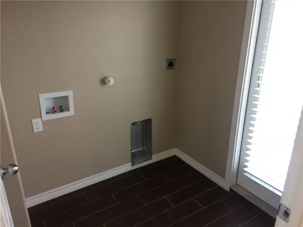 $1,990 | 3705 Southlake Pk Lane, Corpus Christi, TX 78414