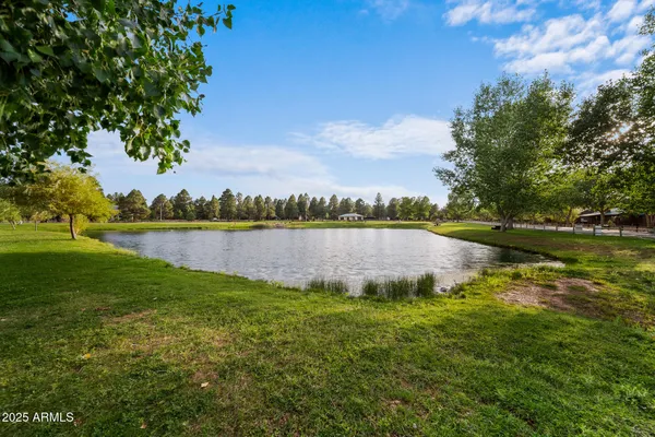 $187,500 | 2381 Highway 260, Unit 126, Overgaard, AZ 85933