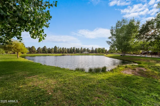 $187,500 | 2381 Highway 260, Unit 126, Overgaard, AZ 85933