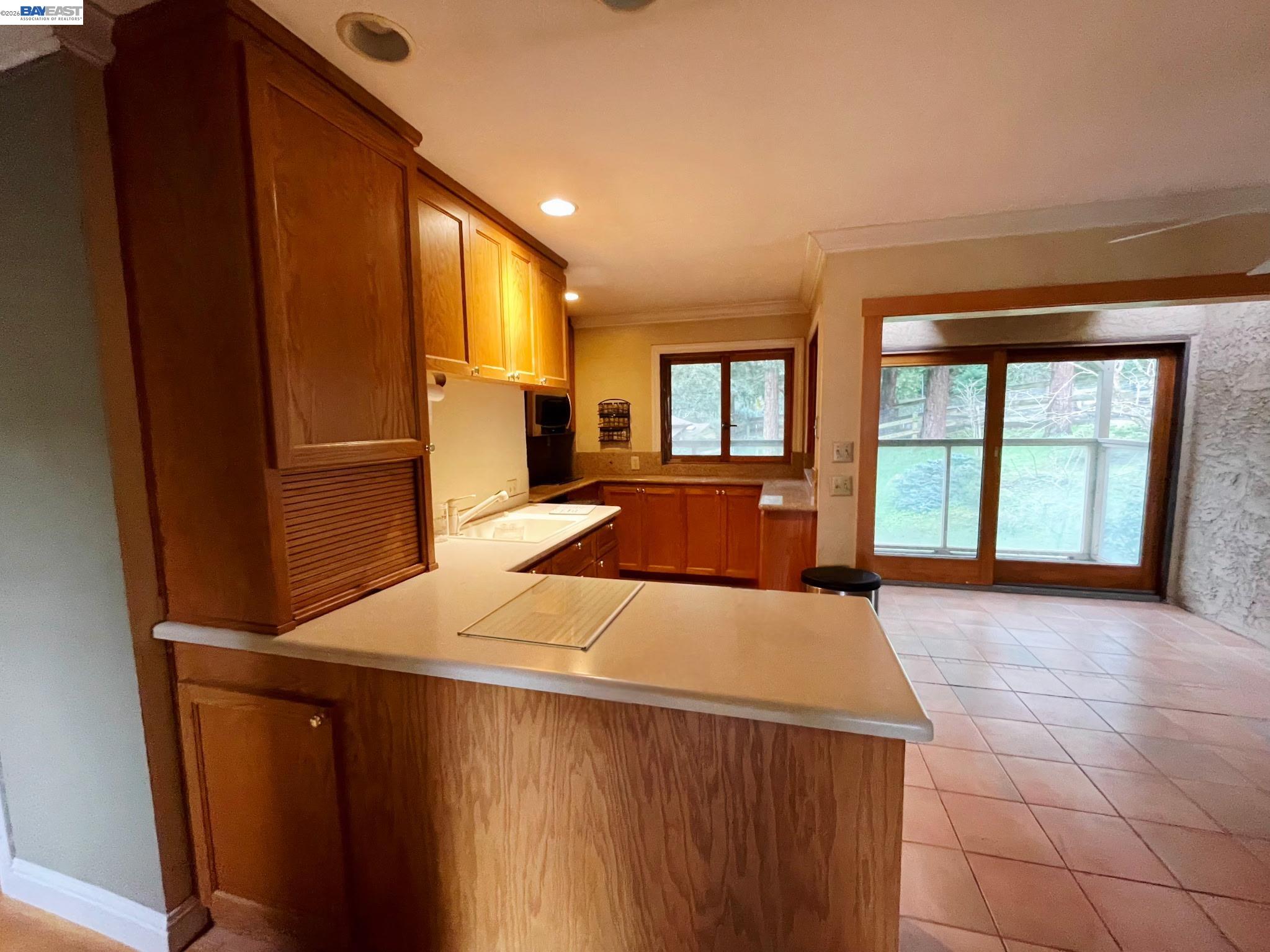 35575 Palomares Road Castro Valley, CA 94552 - Photo 51 of 85 Gallery Image 51