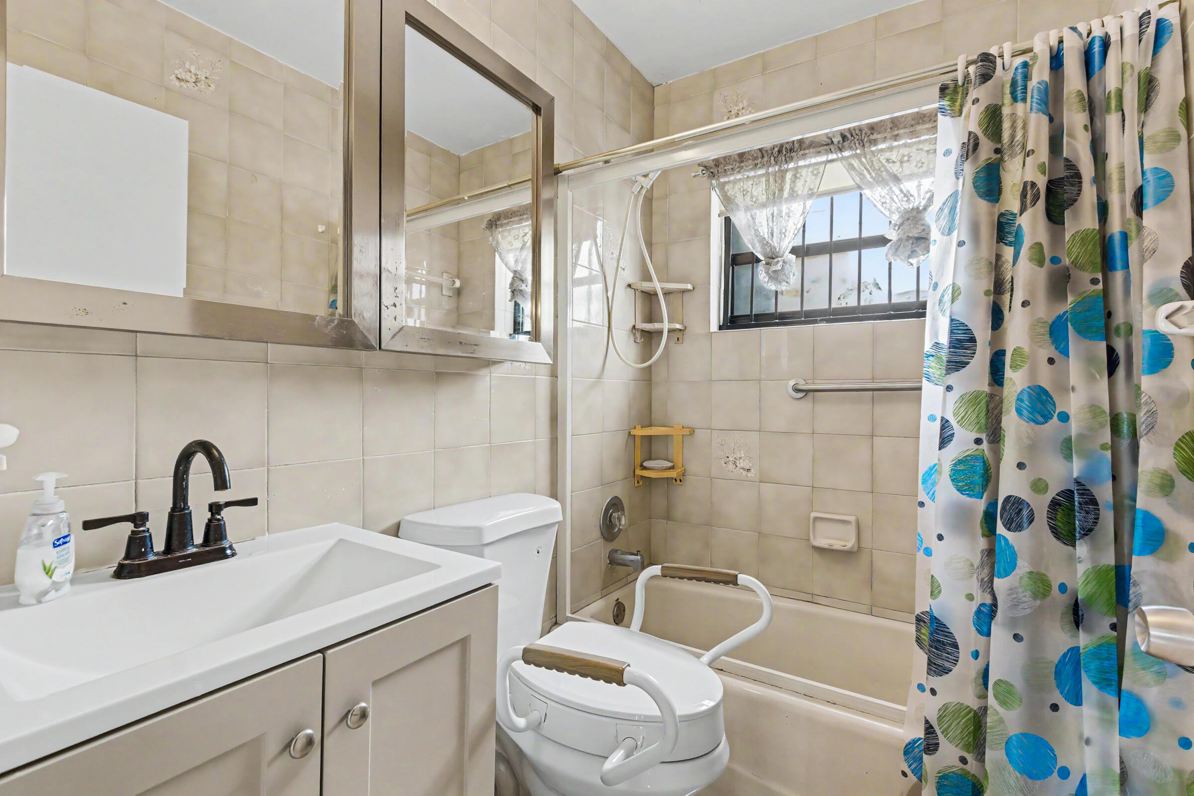 6417 Southwest 23rd Street Miramar, FL 33023 - Photo 39 of 45 6417-37