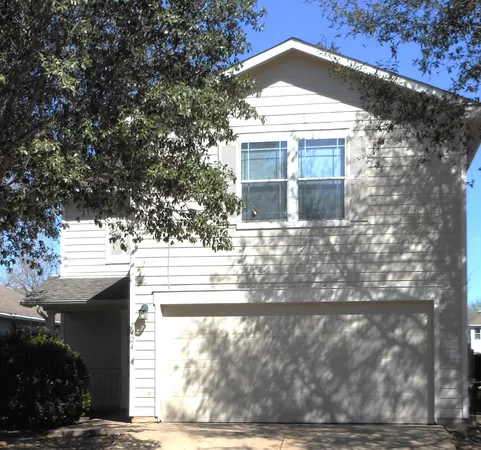 $2,000 | 7424 Elk Pass Drive, Austin, TX 78744