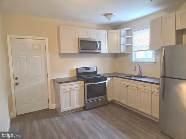 $1,550 | 157 Robertson Avenue, Morrisville, PA 19067