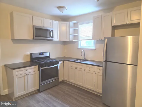 $1,550 | 157 Robertson Avenue, Morrisville, PA 19067
