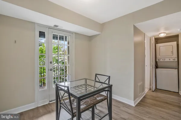 $1,950 | 2961 South Columbus Street, Unit B2, Arlington, VA 22206