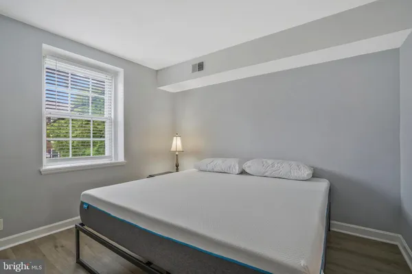 $1,950 | 2961 South Columbus Street, Unit B2, Arlington, VA 22206