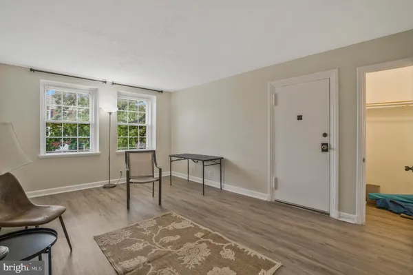 $1,950 | 2961 South Columbus Street, Unit B2, Arlington, VA 22206