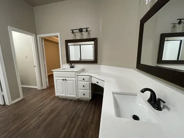 $2,495 | 204 Carlsbad Drive, Mansfield, TX 76063