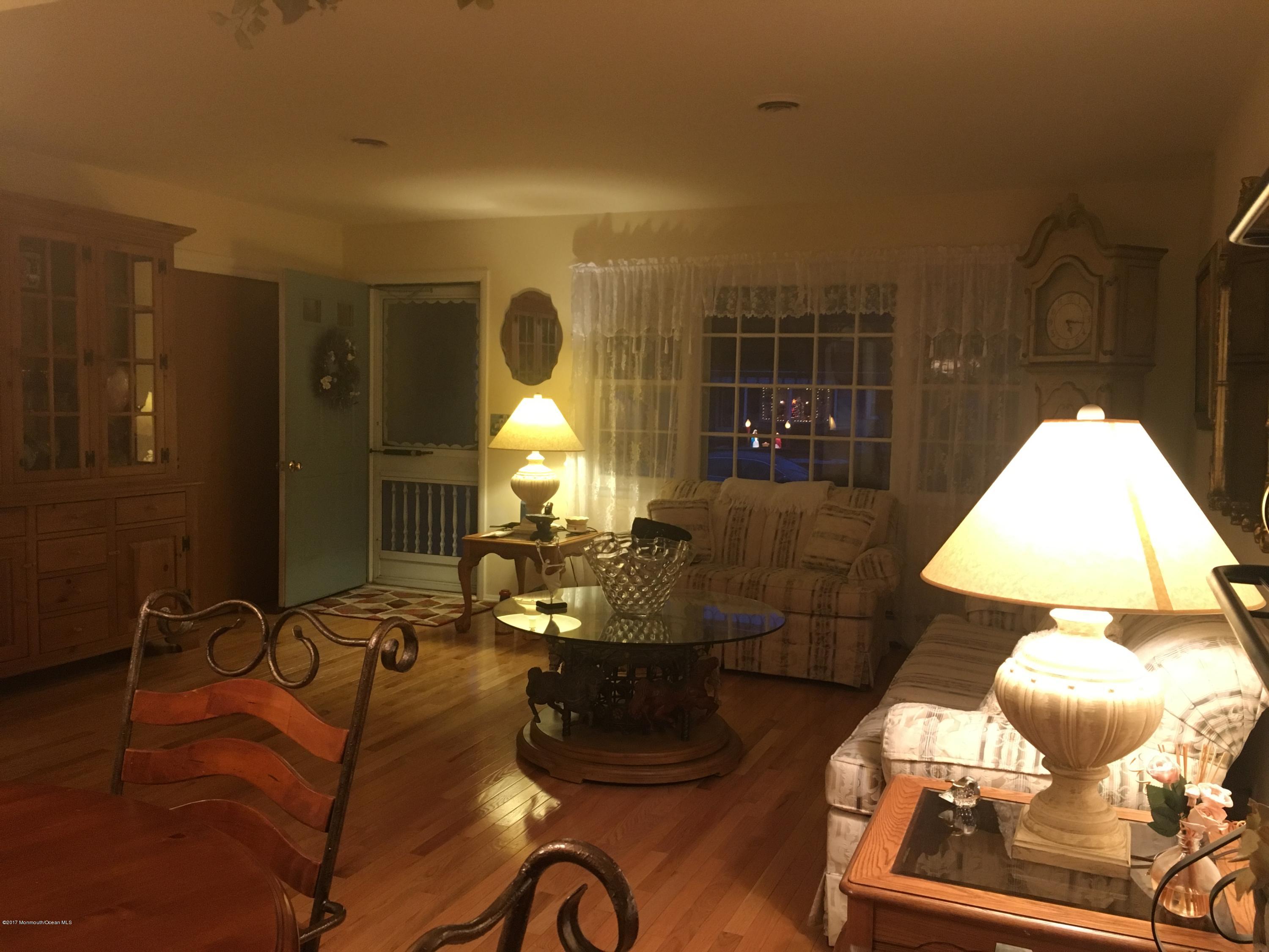 25 Fairfield Road Toms River, NJ 08757 - Photo 15 of 26 very tastful decor