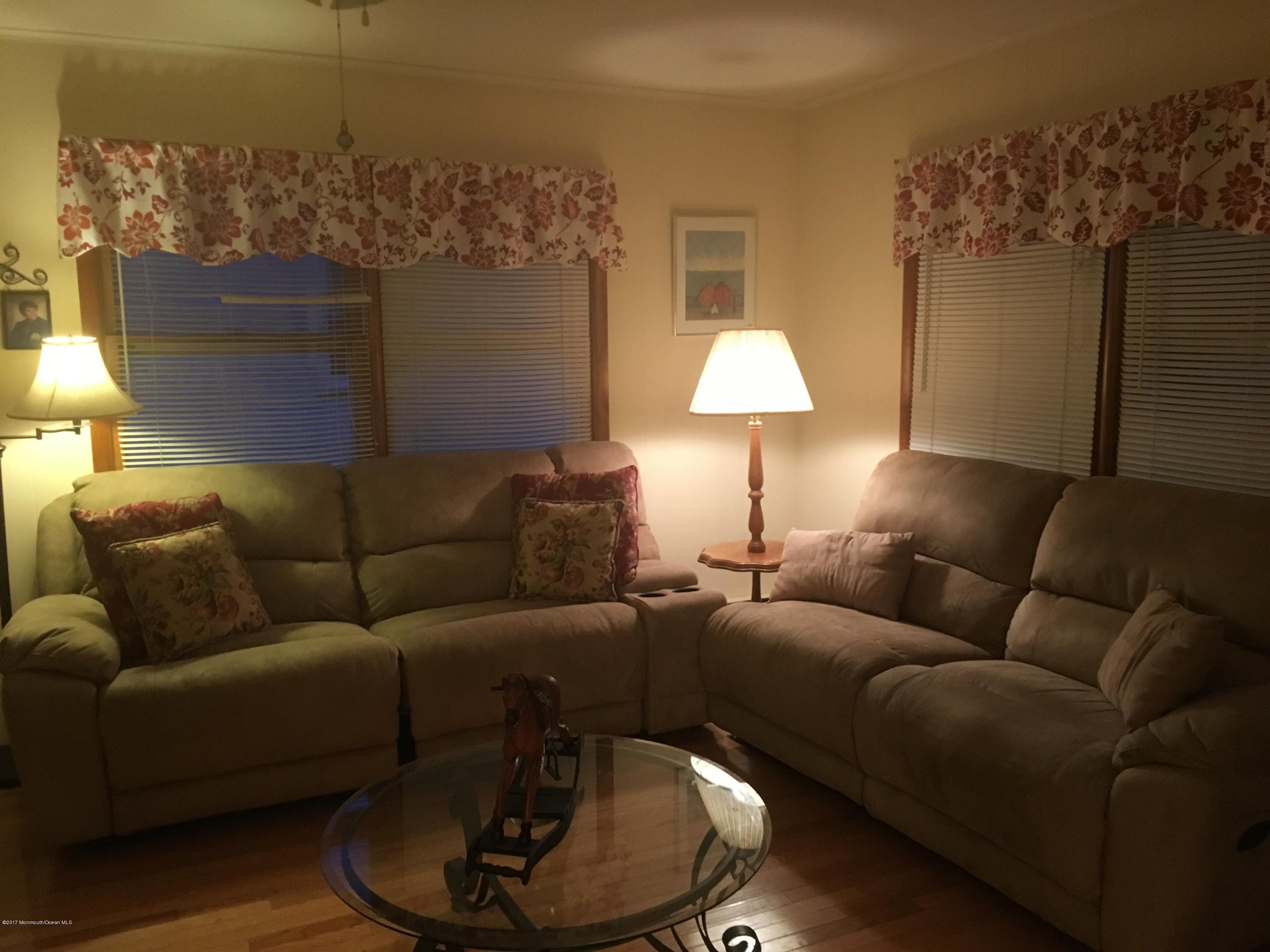25 Fairfield Road Toms River, NJ 08757 - Photo 7 of 26 Bonus room