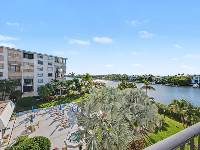 $4,000 | 3545 South Ocean Boulevard, Unit 402, South Palm Beach, FL 33480
