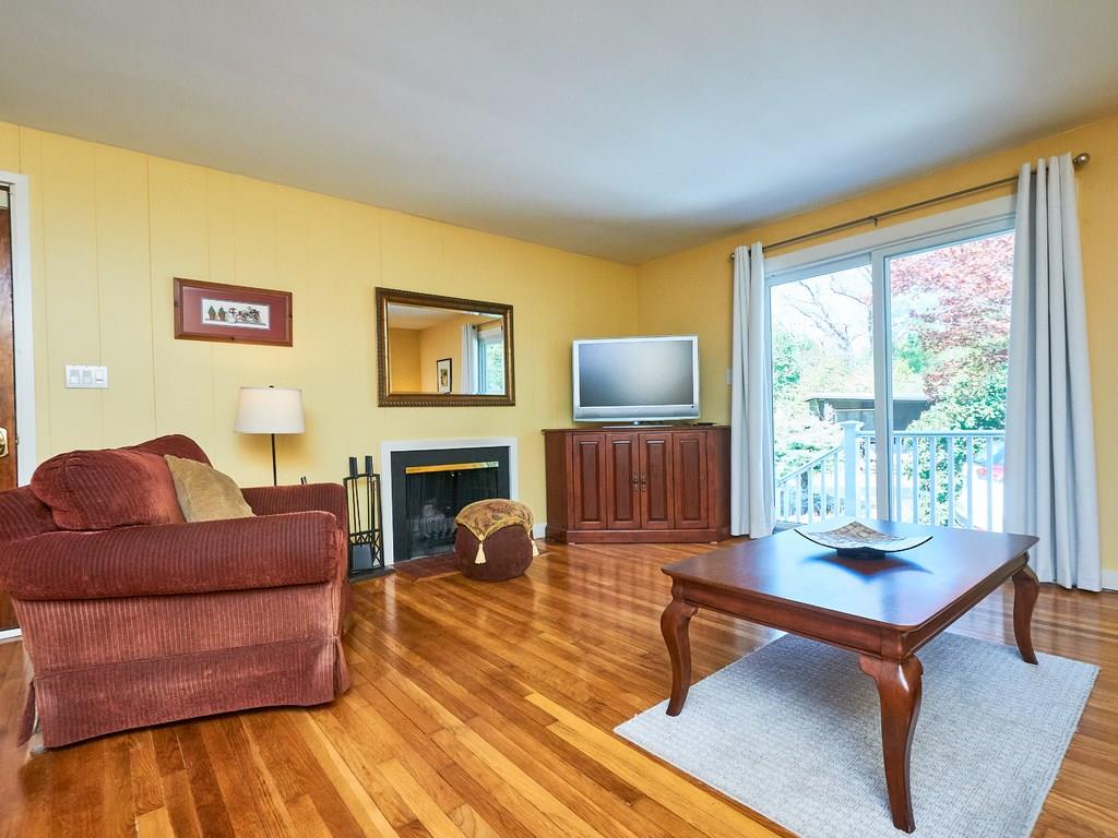 13 Phaneuf Street Middleton, MA 01949 - Photo 5 of 19