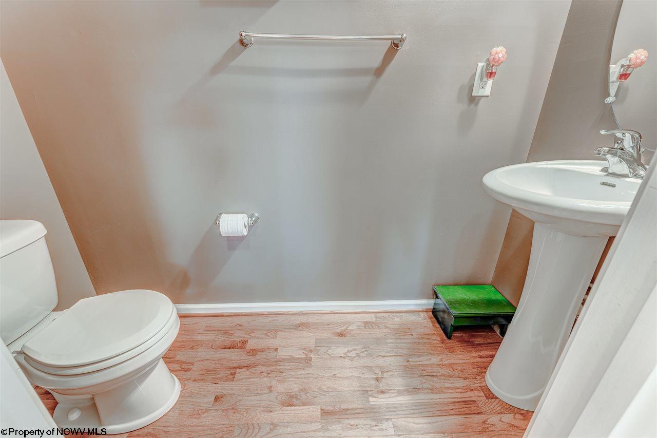 125 Summers Ridge Road Morgantown, WV 26508 - Photo 10 of 30 Gallery Image 10