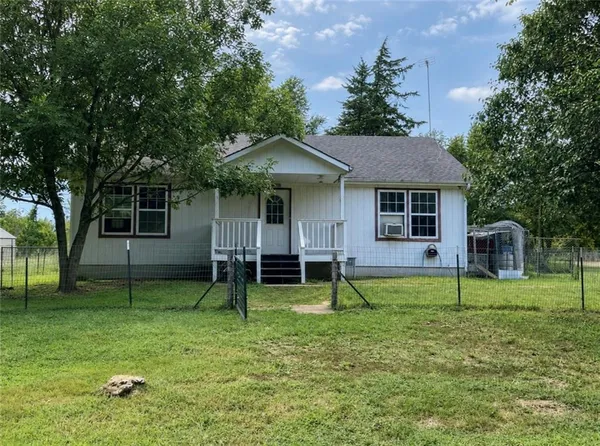 $150,000 | 323 Wall Street, Blairstown, MO 64726