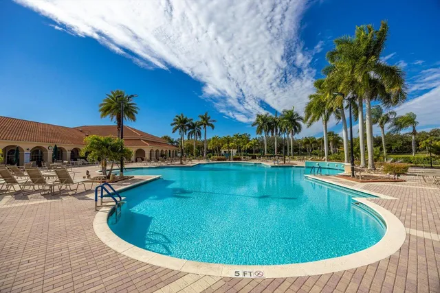 $479,900 | 486 Blue Lake Drive, Port St. Lucie, FL 34986