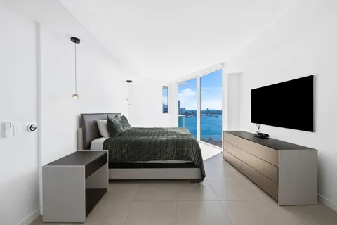 $2,630,000 | 401 North Birch Road, Unit 1100, Fort Lauderdale, FL 33304