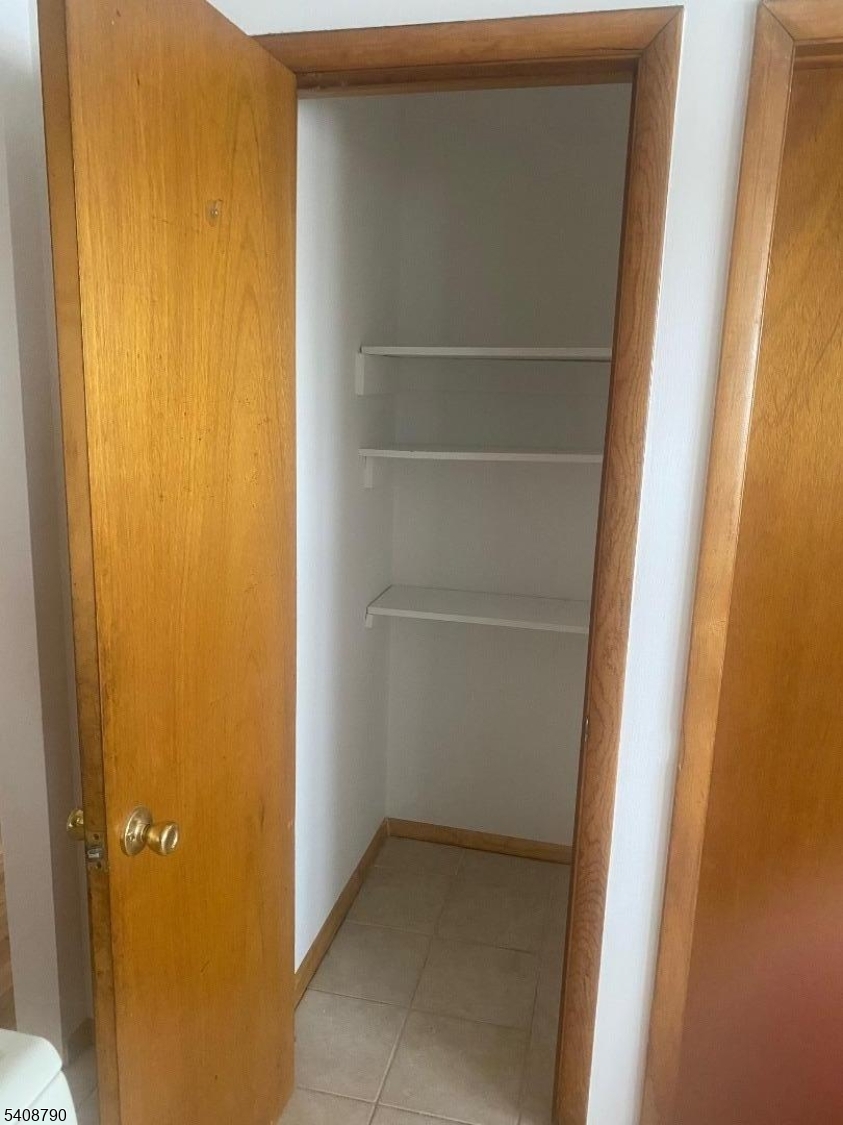 423 Clarkson Avenue, Unit 2 Elizabeth, NJ 07202 - Photo 6 of 16 a view of an empty room