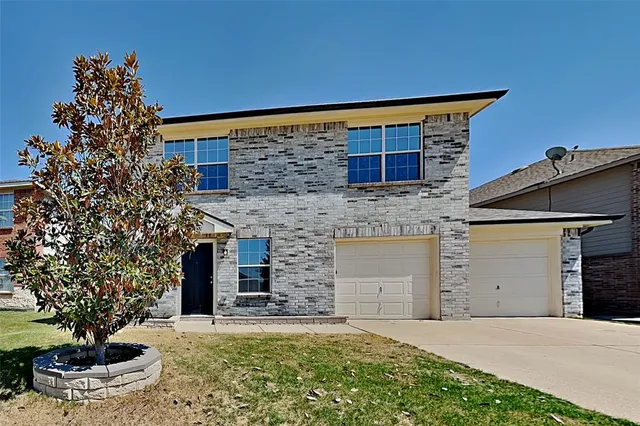 $2,045 | 8532 Star Thistle Drive, Fort Worth, TX 76179