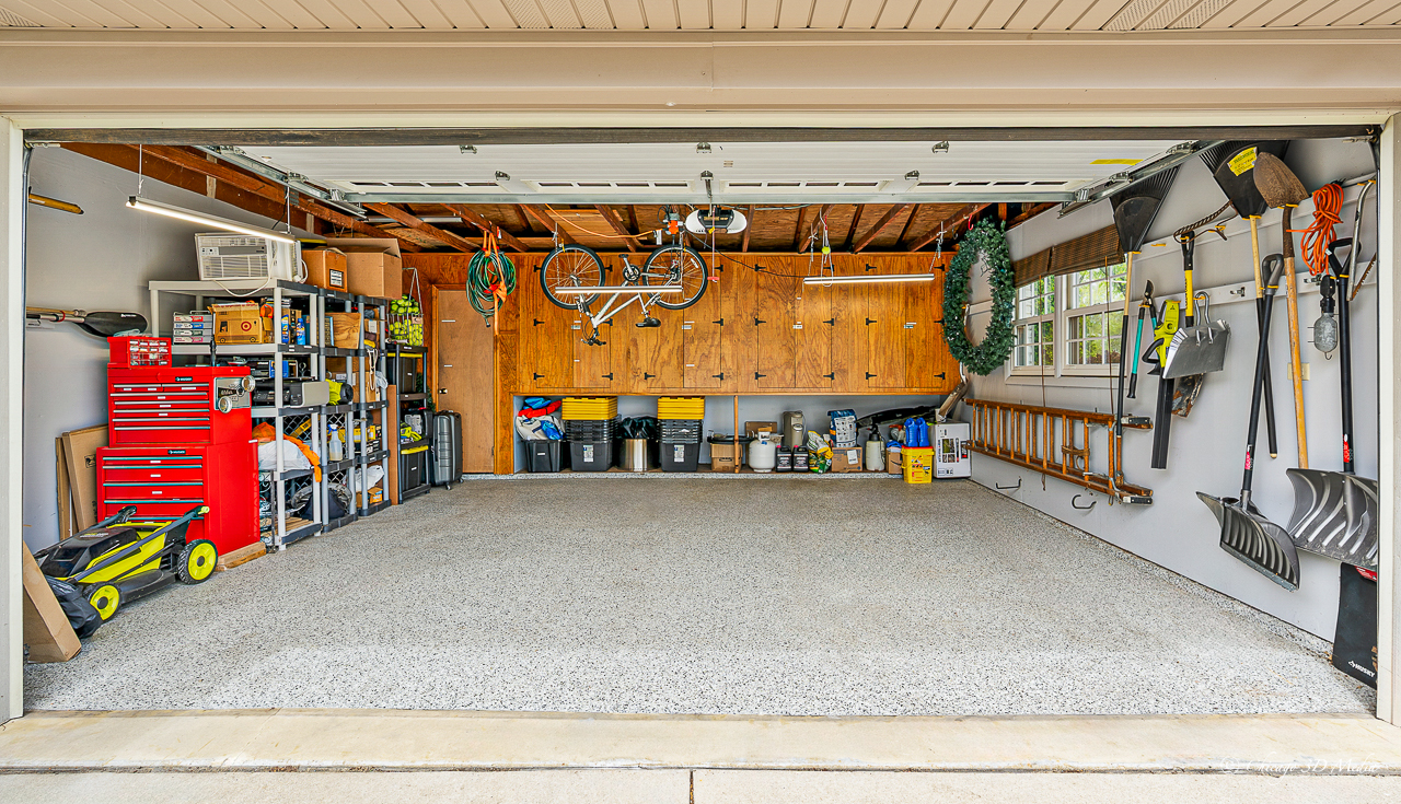 315 Anthony Road Buffalo Grove, IL 60089 - Photo 18 of 28 Gallery Image 18