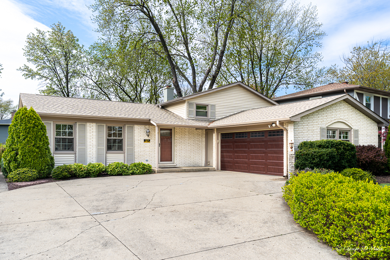 315 Anthony Road Buffalo Grove, IL 60089 - Photo 27 of 28 Gallery Image 27