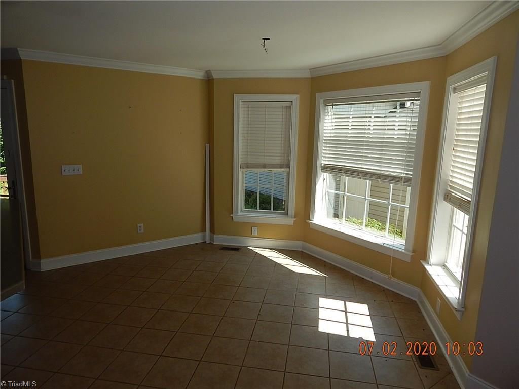 790 Danbury Bridge Road Madison, NC 27025 - Photo 6 of 17 dining