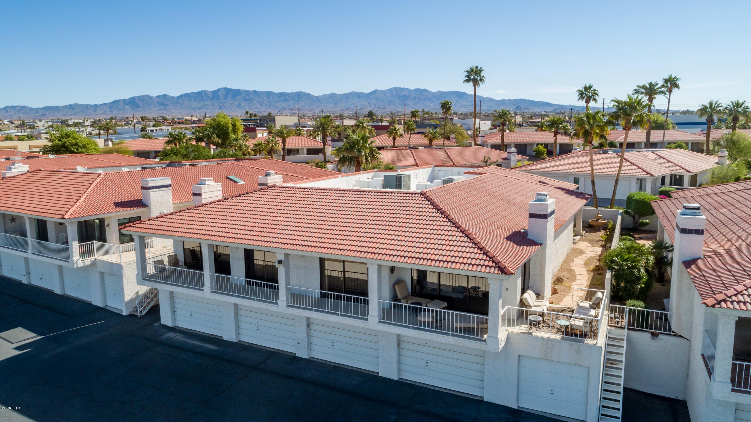 375 London Bridge Road, Unit 28 Lake Havasu City, AZ 86403 - Photo 18 of 47 Garages