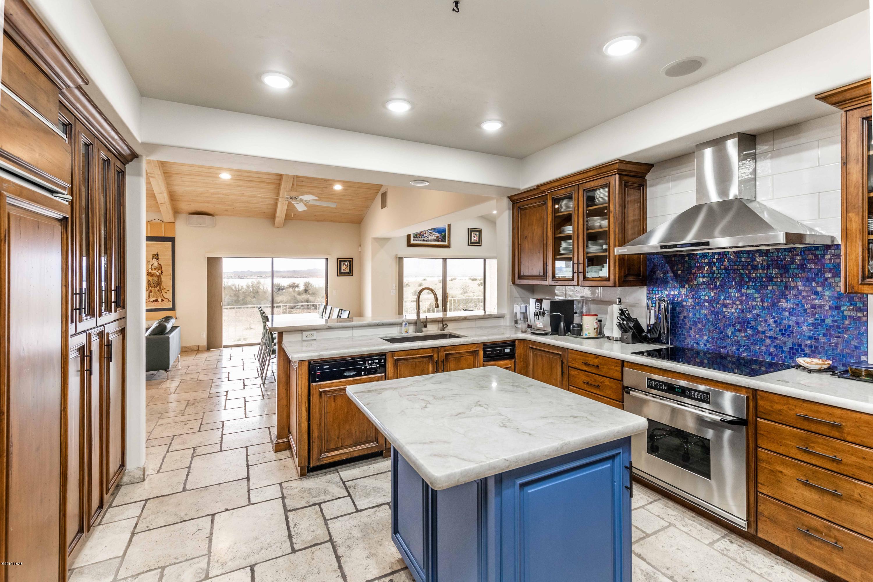 375 London Bridge Road, Unit 28 Lake Havasu City, AZ 86403 - Photo 35 of 47 Kitchen
